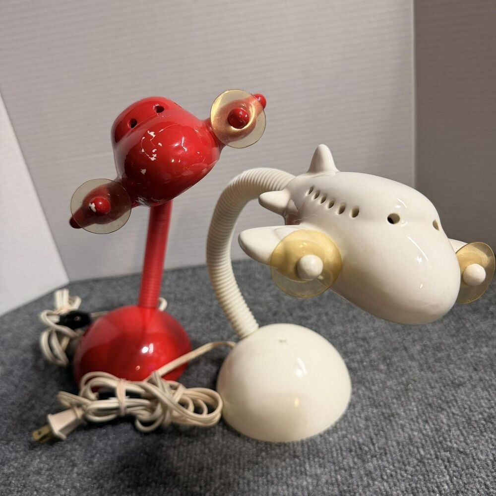 Vintage Airplane Desk Lamp Set Of 2 Red White Gooseneck Plug In Kids Room Taiwan - Picture 10 of 16